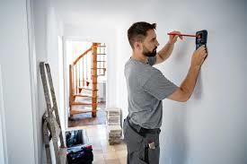 גלאי מתכות וחשמל GMS 120-27 מבית BOSCH בוש