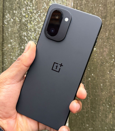 טלפון סלולרי OnePlus 15R 512GB 12GB RAM