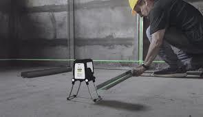 פלס לייזר ירוק צלב 50 מטר פילוס עצמי כולל חצובה ירוק KAPRO 872G קפרו