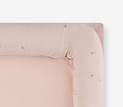 משטח החתלה LU&ME - פרחוני