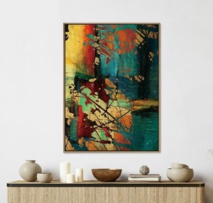 תמונת קטיפה מעוצבת – Golden Leaf Shadows – מסגרת עץ