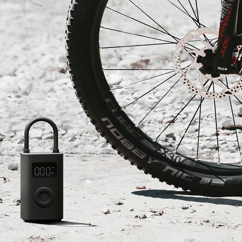 משאבת אוויר חשמלית ניידת Xiaomi Portable Electric Air Compressor 2