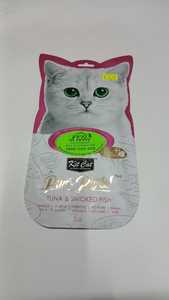 kit cat purr puree מעדן שלוק טונה ודג מעושן לחתולים 4 יחידות של 15 גרם ( סה"כ 60 גרם ) מבצע - קנה אחד קבל את השני חינם !