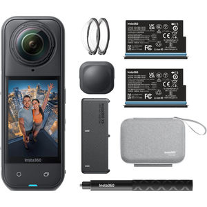 מצלמה וקיט אביזרים Insta360 X5 Essential Bundle