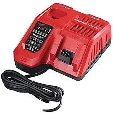 מטען מהיר לסוללות 18V + 12V מבית Milwaukee מילווקי (ללא סוללות) M12-18FC