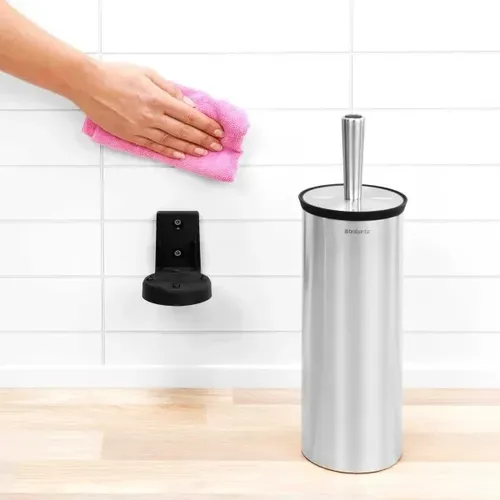 מברשת אסלה תלויה או עומדת Brabantia מוברש מט מתוך קולקציית מברשות אסלה (מבט ארגונומי) - פריט מעוצב לעיצוב חלל רחצה מודרני ויוקרתי