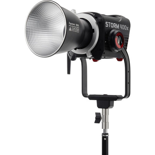 פנס לד Aputure STORM 400X