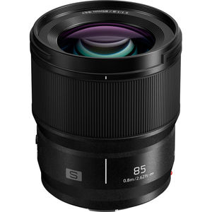 עדשה Panasonic Lumix S 85mm f/1.8