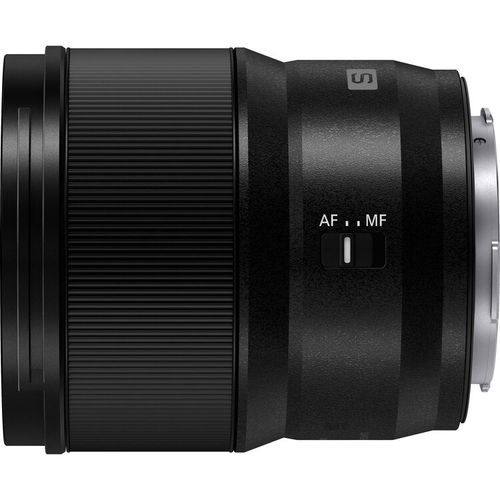 עדשה Panasonic Lumix S 85mm f/1.8