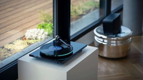 T2 W Wi-Fi Streaming Turntable
