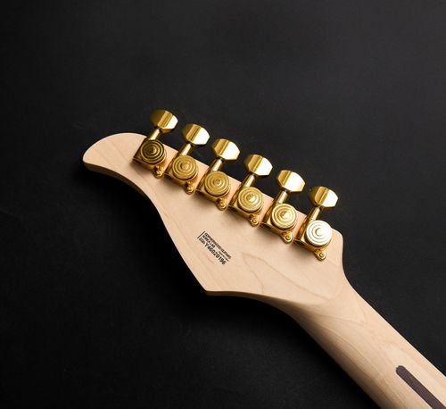 גיטרה חשמלית   Gopherwood (Korea) S classic V Alnico 5 (Alder) Jet Black H-S-S