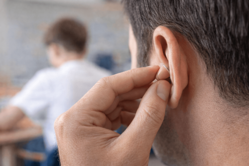אוזניה נסתרת – מתי ואיך אפשר להשתמש בה?