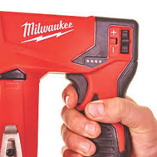 גוף אקדח סיכות נטען 12V מבית Milwaukee מילווקי
