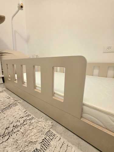 מיטה מונטסורית נמוכה 