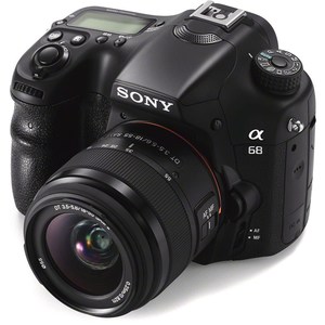 Sony Alpha a68 DSLR Camera + 18-55mm