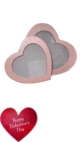 קרטון גדול בצורת לב + חלון - ורוד