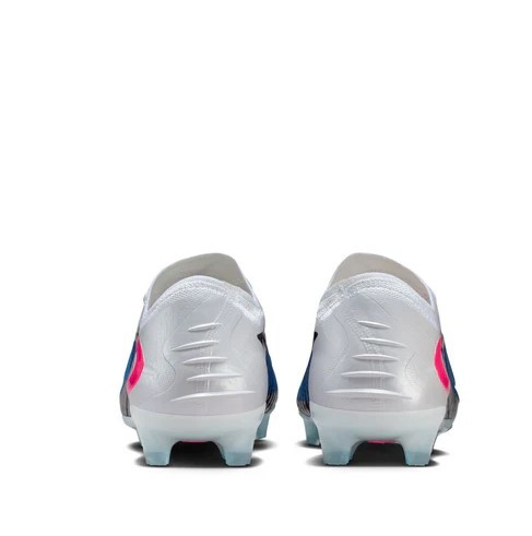 נעלי כדורגל נייק Nike Phantom 6 Low Elite FG | גברים