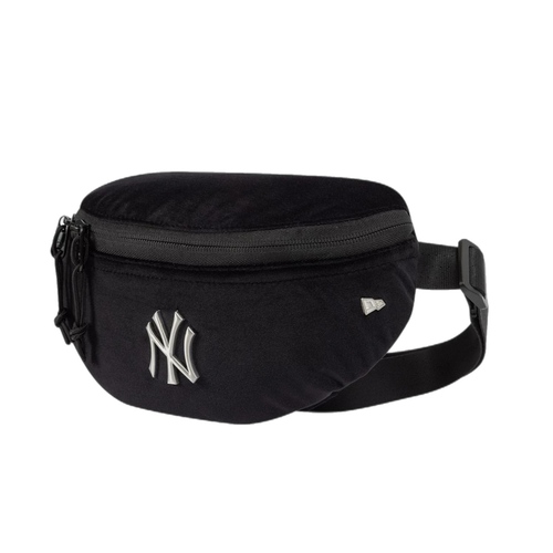 פאוץ NEW ERA לנשים בגוון שחור