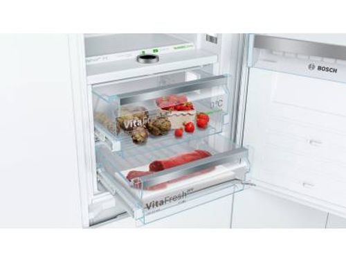 מקרר אינטגרלי BOSCH מקפיא KIN86ADD0