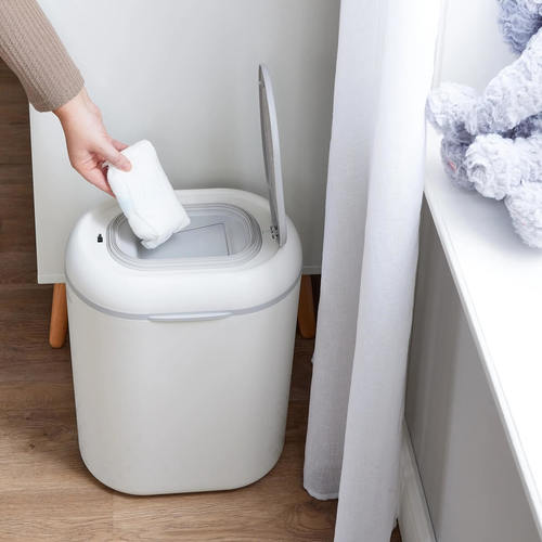 פח מעוצב מונע ריחות לחיתולים Eco-Touch ללא צורך בשקיות מיוחדות Shnuggle