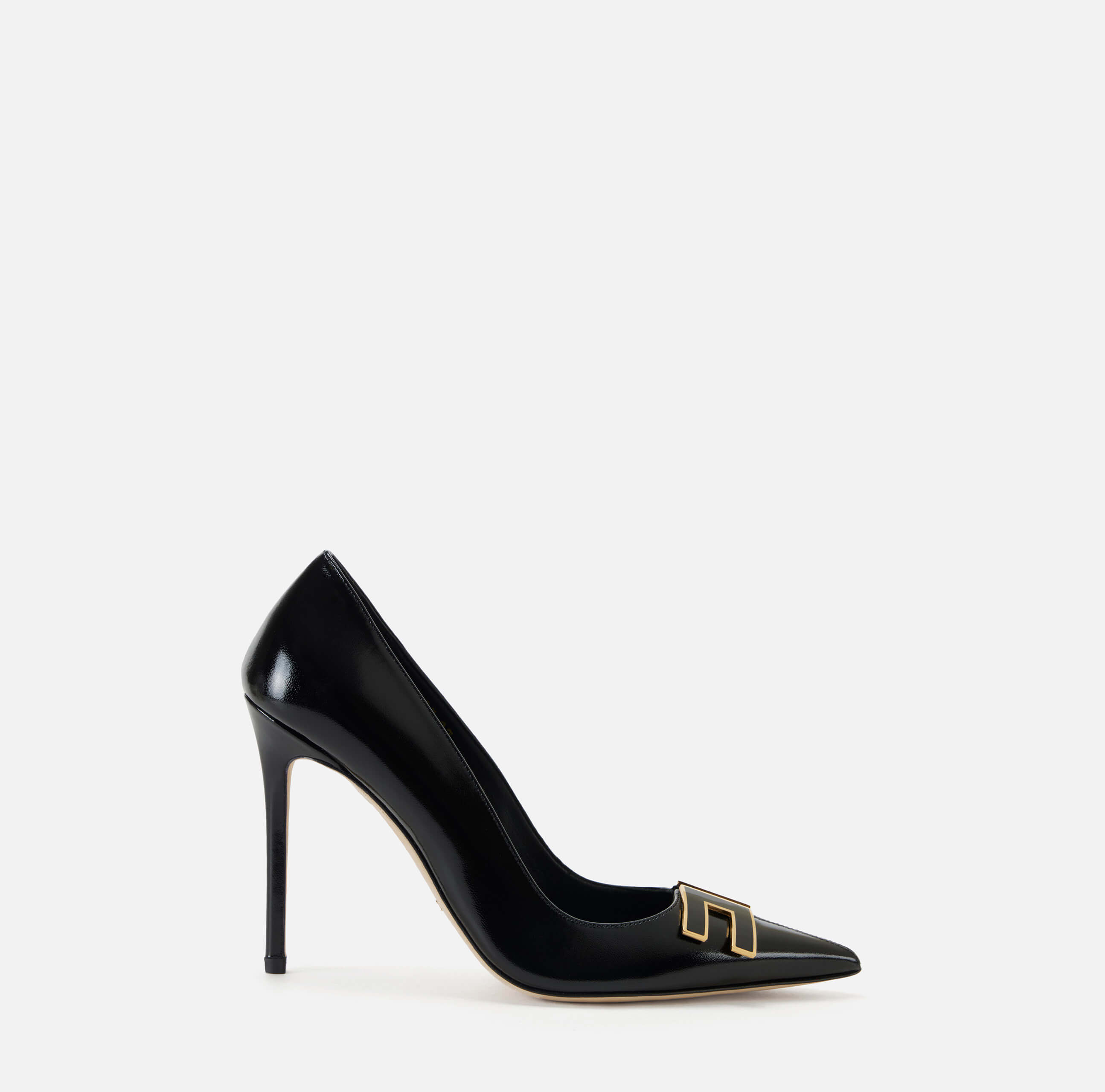 Leather pump with logo detail