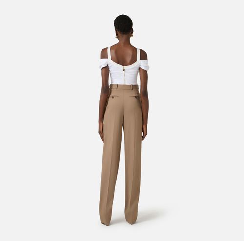 Stretch cotton top with necklace