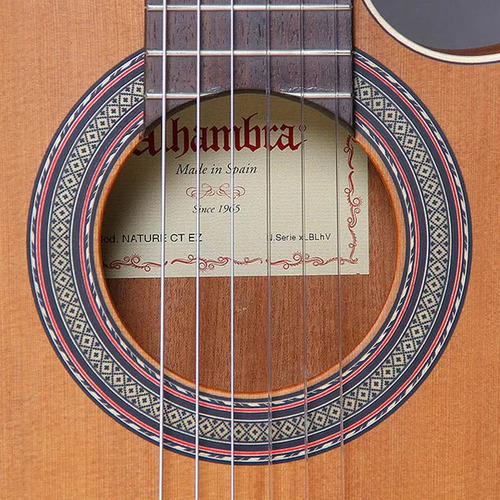  גיטרה קלאסית מוגברת Alhambra Z-NATURE + נרתיק מרופד מקורי