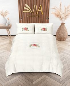 סט מצעים למיטה רחבה במיוחד 200×220 – דגם קלאסי בד אל־קמט