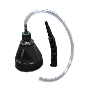 משפך גמיש + צינורית פלסטיק SIGNET  135MM