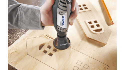 ערכת חיתוך רב תכליתית Dremel 565 - מדריך חיתוך עם חלון תצפית גדול ומנגנון התאמת עומק למגוון חומרים