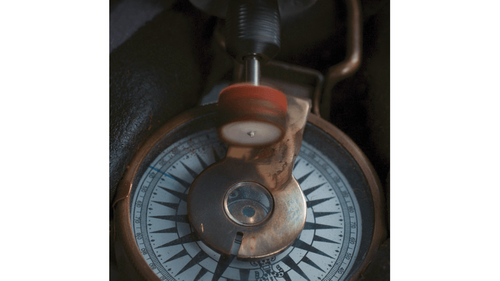 ערכת אביזרים מיקרו Dremel 730-01 52 חלקים - תיבת אחסון שקופה עם מגש נשלף ומגוון אביזרים לחיתוך, שיוף וליטוש