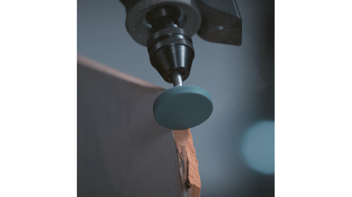 ערכת אביזרים מיקרו Dremel 730-01 52 חלקים - תיבת אחסון שקופה עם מגש נשלף ומגוון אביזרים לחיתוך, שיוף וליטוש