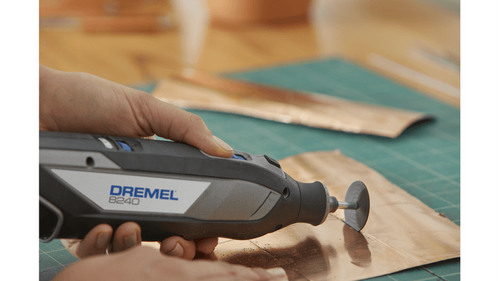 דיסקיות חיתוך Dremel 426B מחוזקות פיברגלס - ערכה של 20 יחידות עם מתקן הזנה מהירה לחיתוך מתכות ופלדה מחוסמת