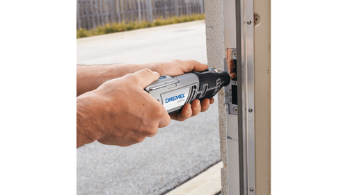 אבן השחזה Dremel 932 אלומיניום אוקסיד - מבט על רקע לבן המציג את הצורה הגלילית והגודל 3/8 אינץ' לשחזה מקצועית
