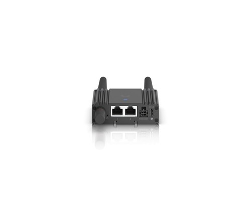 נתב נייד תעשייתי עם LTE Cat 4 ו-WiFi 4 לניהול חכם של חיבורים - Mobile Router Ultra