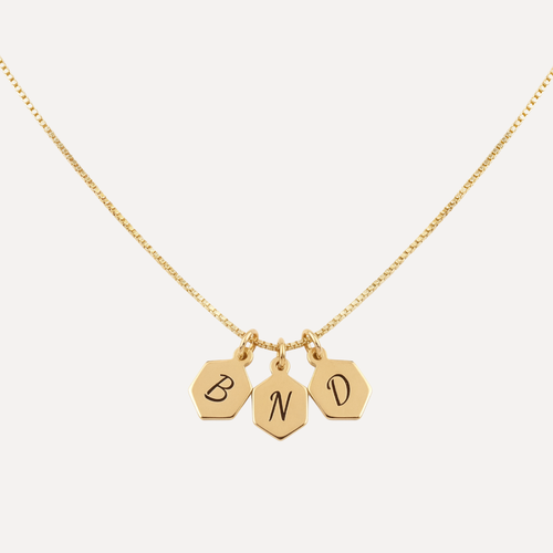 שרשרת אותיות בציפוי זהב