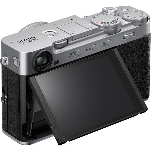 מצלמה ללא מראה ועדשה FUJIFILM X-E5 Kit + XF 23mm f/2.8 צבע כסוף