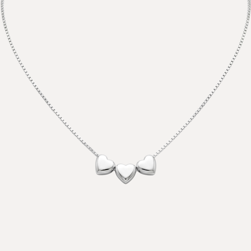 שרשרת שלישיית לבבות