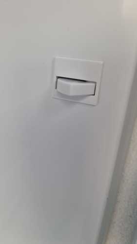 מקרר מקפיא עליון נירוסטה\לבן LVR280S\W