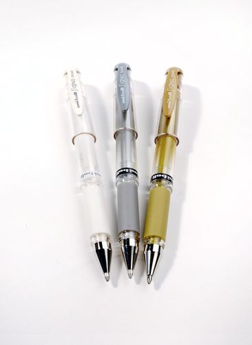 עט רולר UNIBALL דגם SIGNO ׁBROAD (מגוון צבעים)
