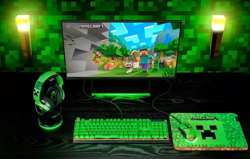 אוזניות גיימינג חוטיות Razer Kraken V4 X Minecraft Edition