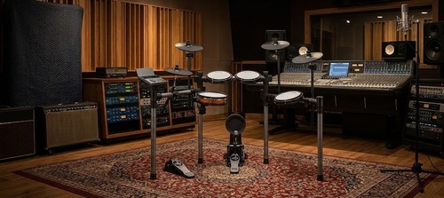 מערכת תופים אלקטרונית Donner Groove Max DON-EC7249 - 9 חלקים עם פדי mesh דו-אזוריים ומודול צלילים מתקדם לתרגול ביתי והקלטות