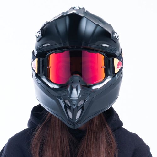 משקפי אבק RED BULL STRIVE מסגרת שחור מט עדשה אדום מראה