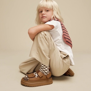 סנדל UGG גולדנגלואו חום מידות 31-35 לילדים