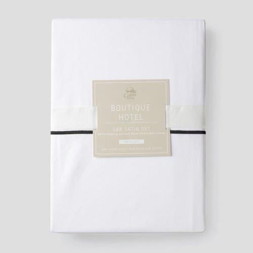 סט סאטן 500 עם מסגרת רקומה בשחור Luxury White