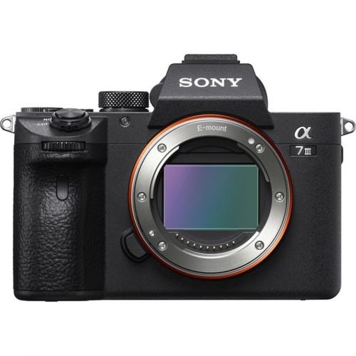מצלמה Sony a7 III kit FE 28-70mm f/3.5-5.6 OSS II