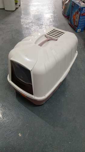 ארגז חול סגור עם דלת 55 ס