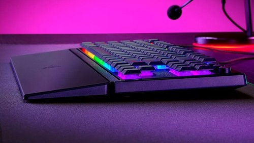 מקלדת גיימינג מכנית Razer Ornata V3 Tenkeyless Mecha-Membrane