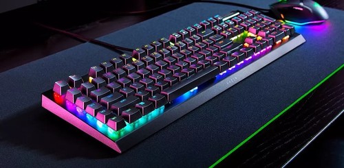 מקלדת גיימינג מכנית חוטית Razer BlackWidow V4