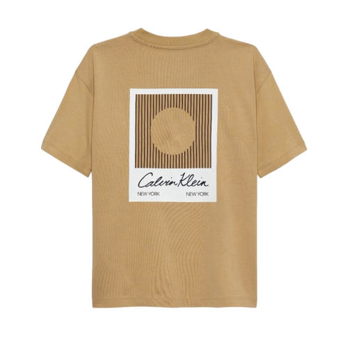 חולצה CALVIN KLEIN מידות 4-16 לילדים בגוון קאמל